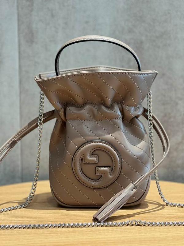 Gucci Handbags 284